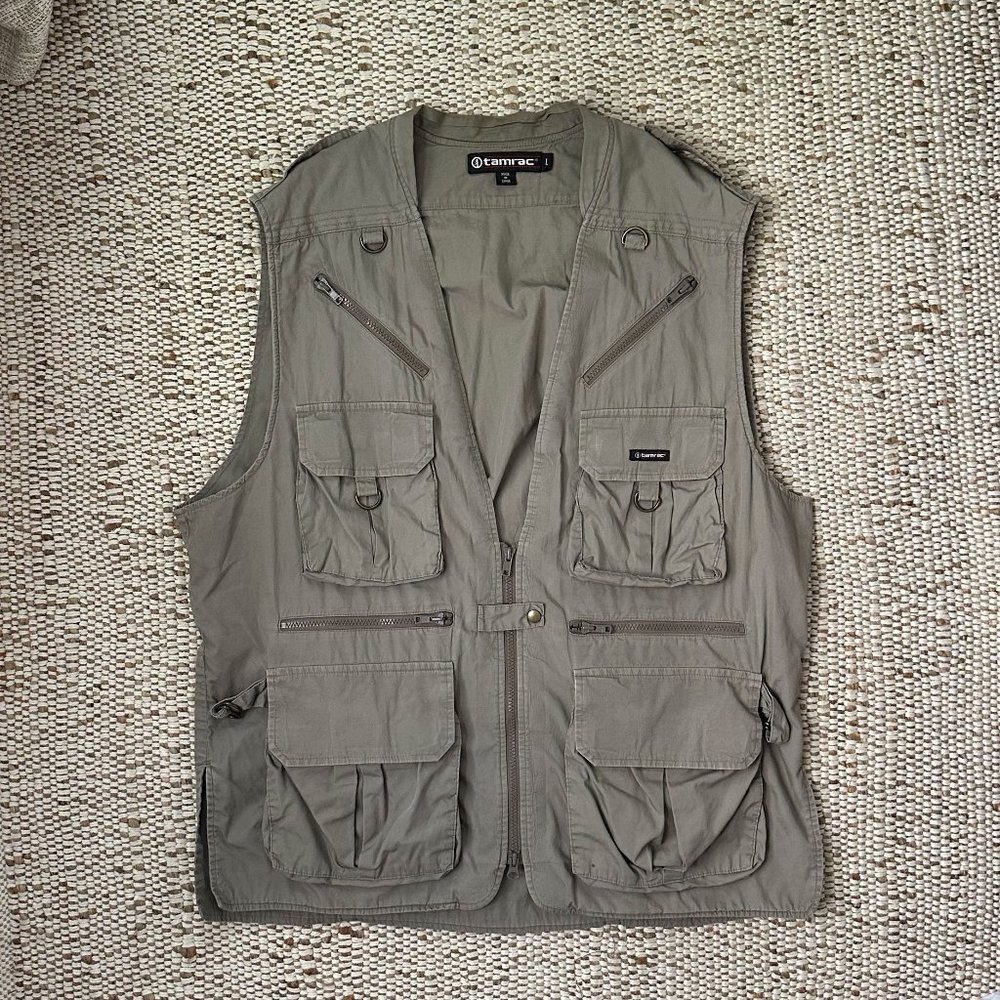 Khaki / Gray Tamrac Fishing Vest